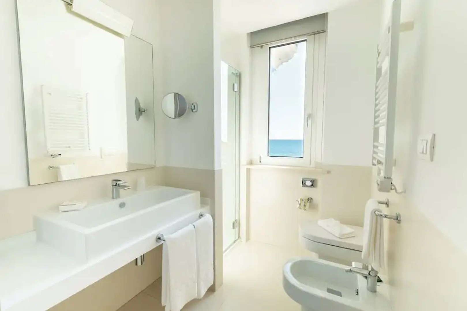 Life Hotel Seaview & Spa