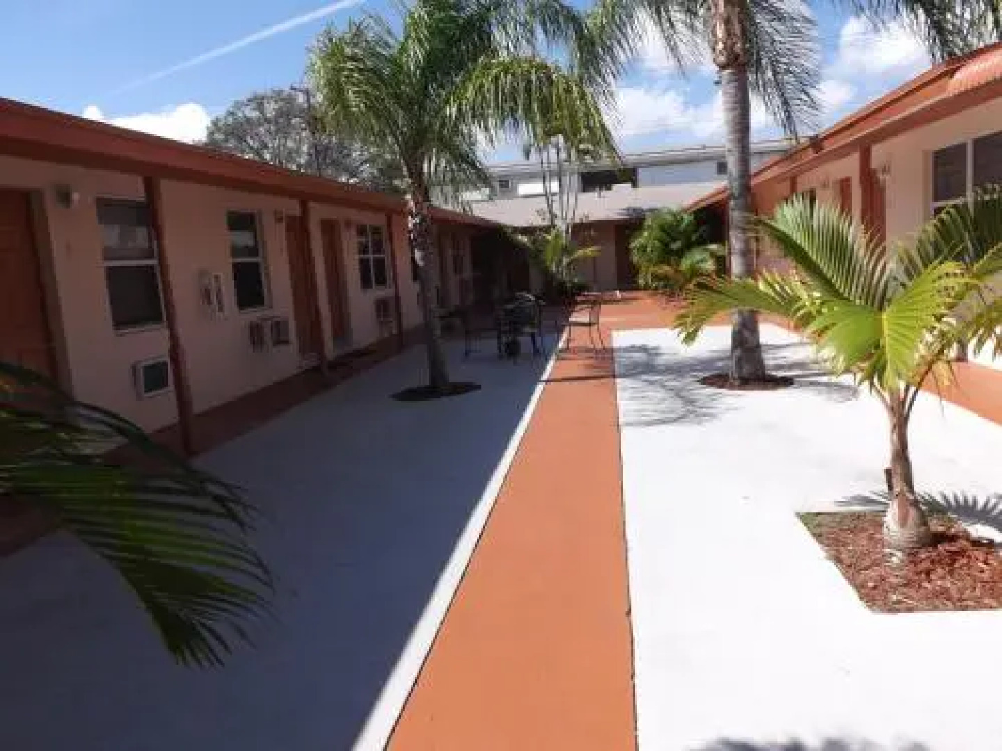 Eamon James Apartments