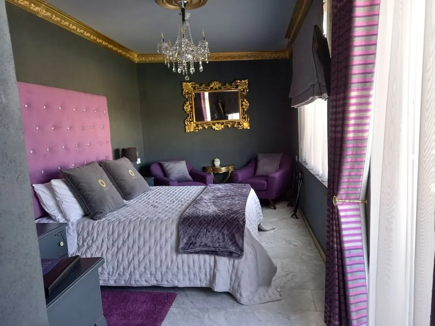 Julina Boutique Living