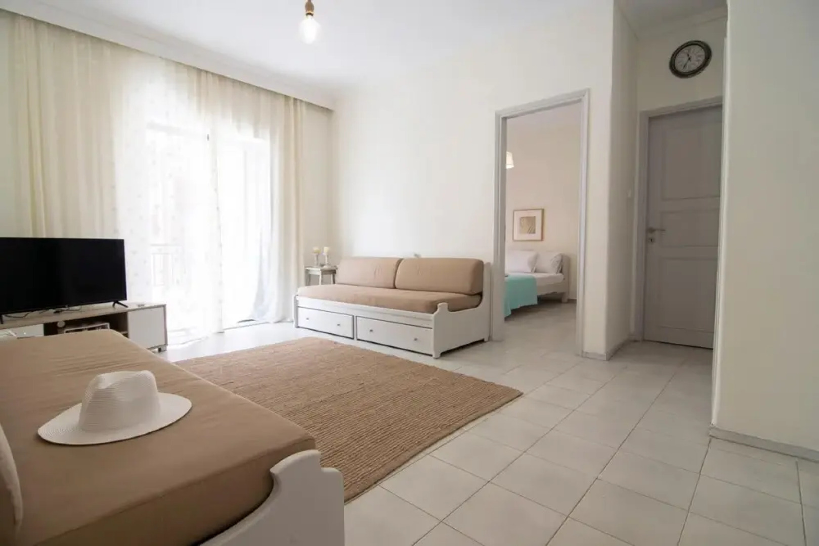 Filrose Sea View Apartment by Travelpro Servi