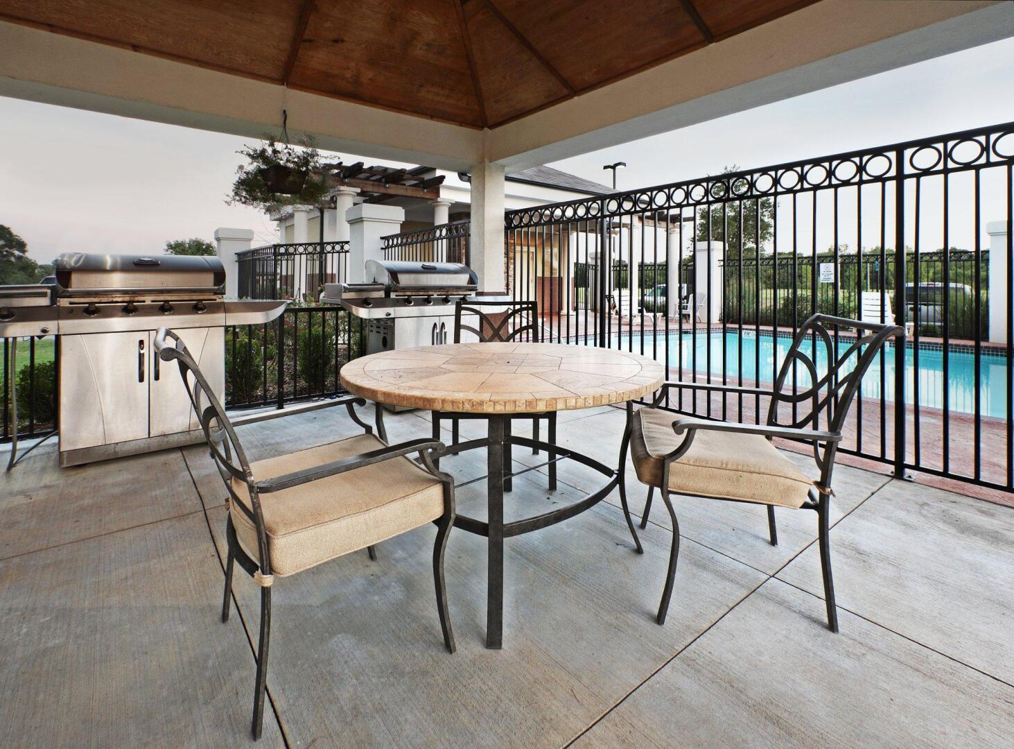 Suburban Studios Fort Smith