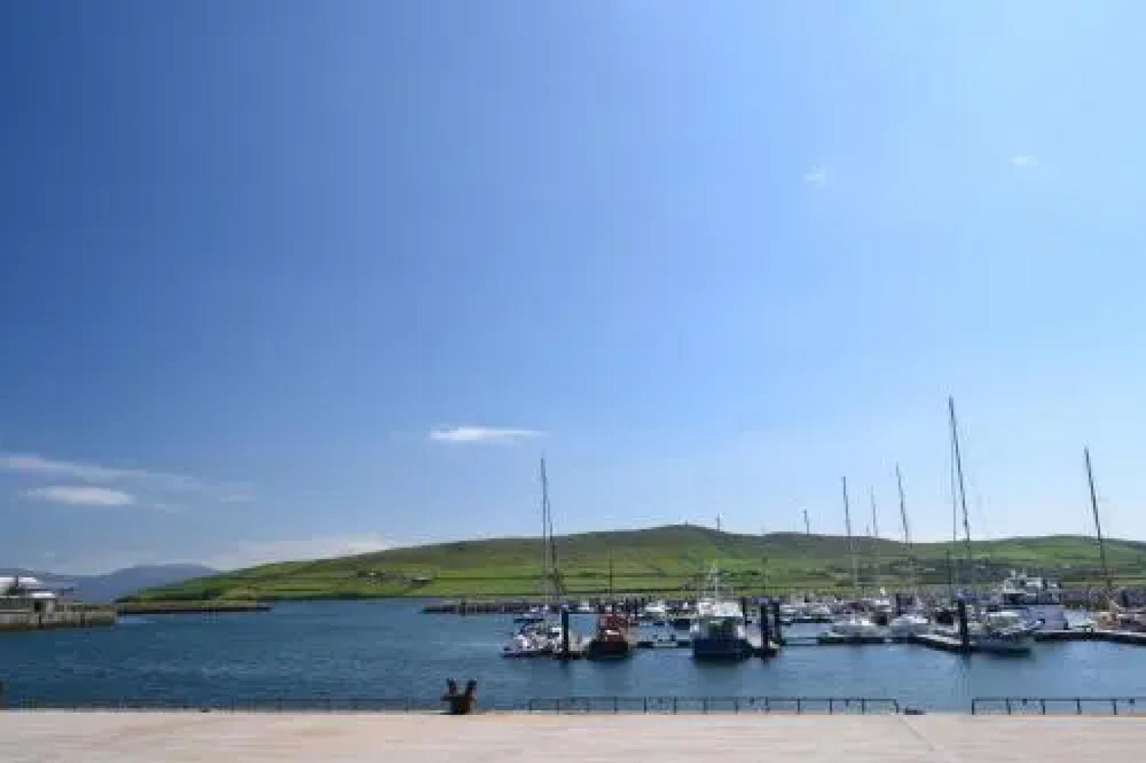 Fiuise Bed  Breakfast