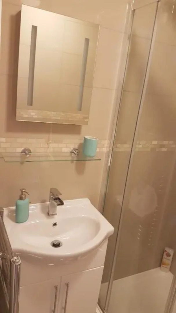 St Giles, Thetford, 2br House