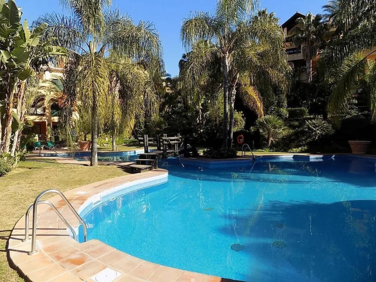 Stunning El Campanario Apt - Pool View