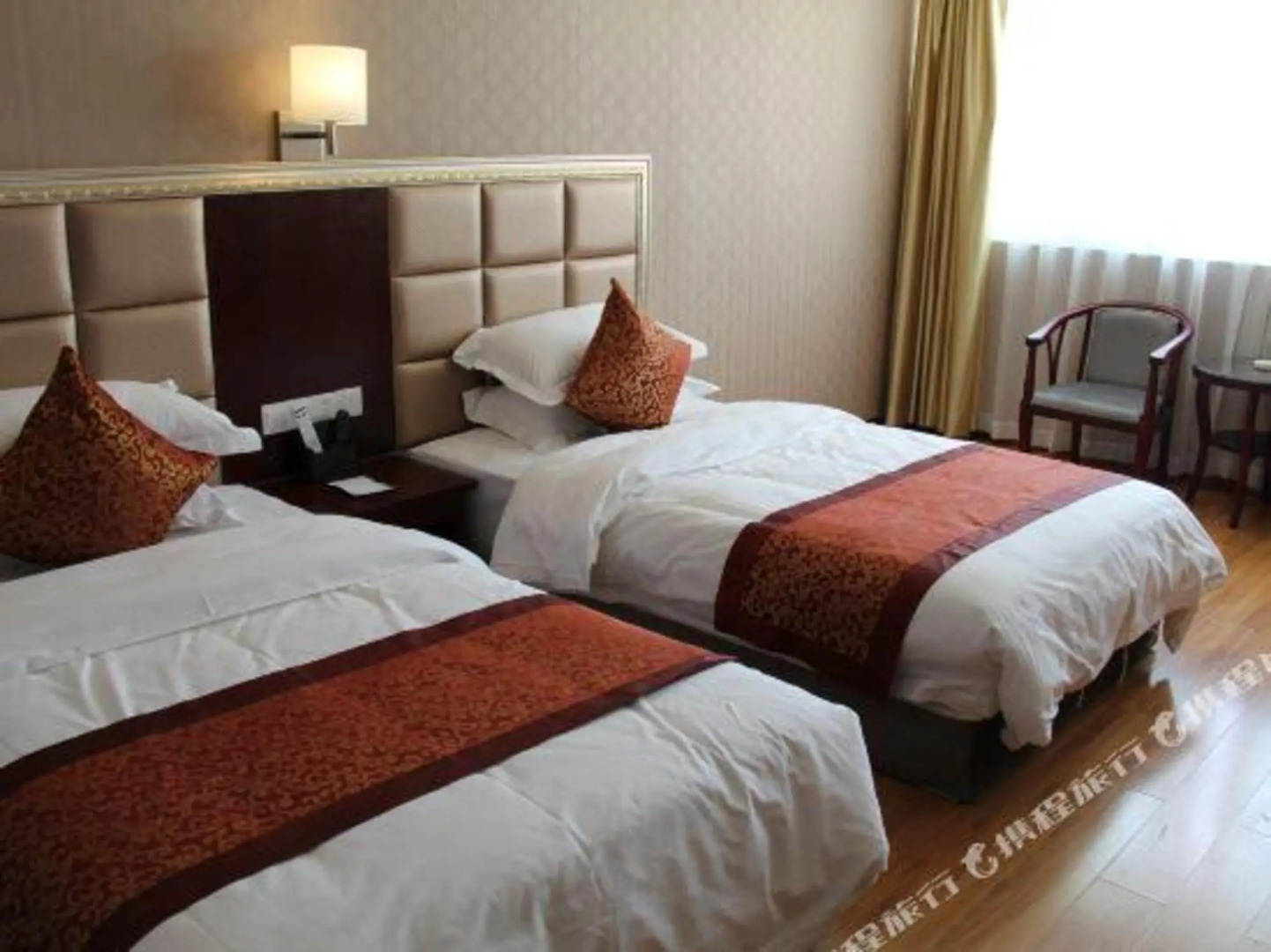 Yiluyue Business Hotel