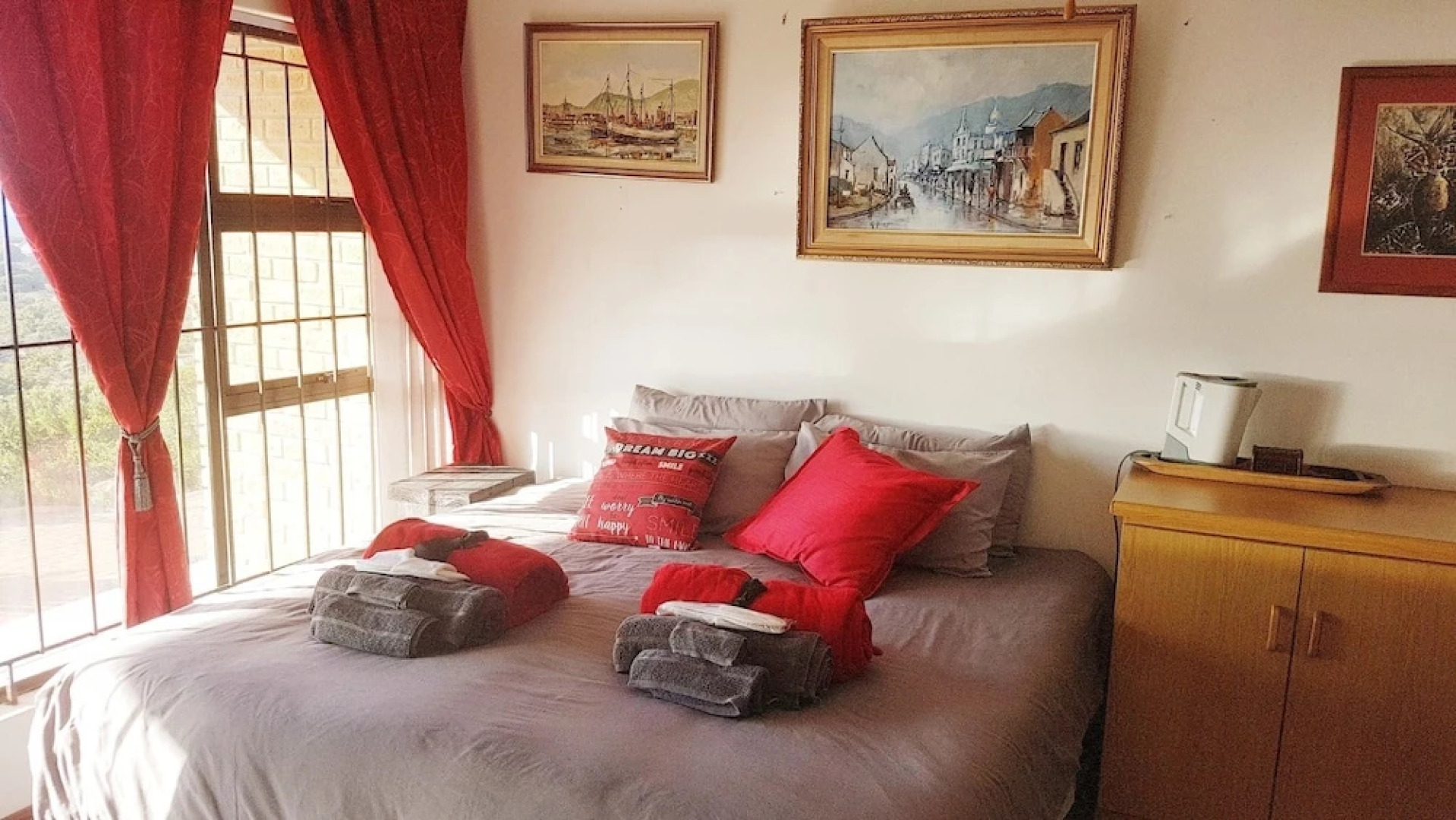 Klip Cottage Guest House Rooiels