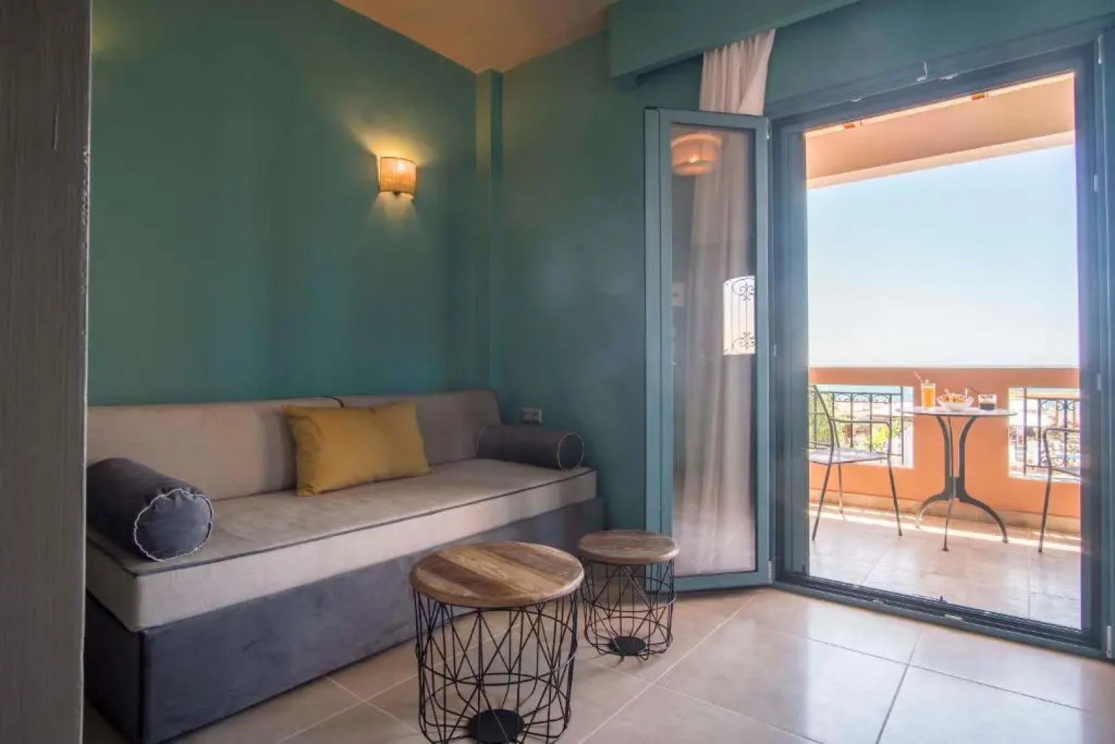 Armeno Resort and Armeno Annex