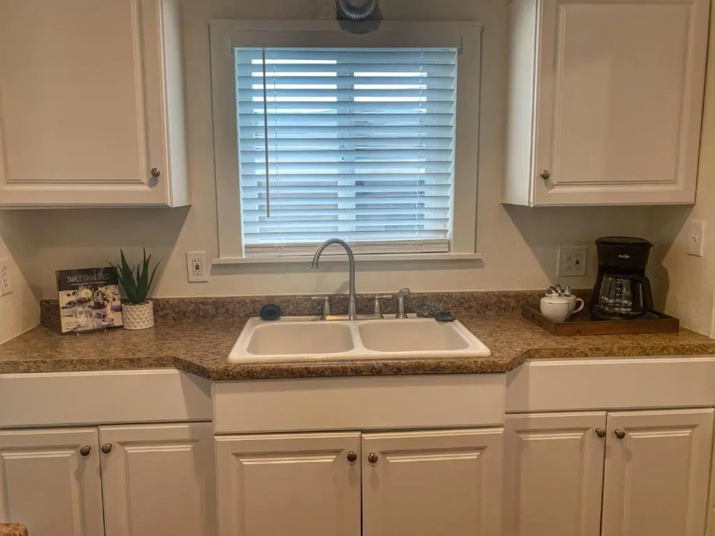 Huntington Highlight - Pool, Patio, Close To Beach