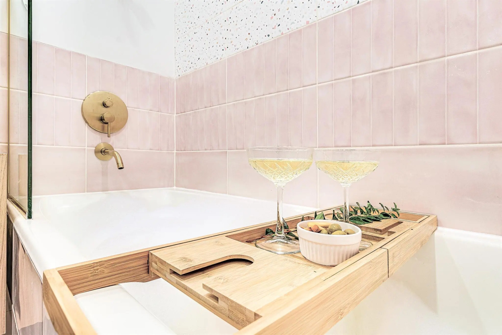 Апартаменты на проезде Толубеевский 8 корпус 2