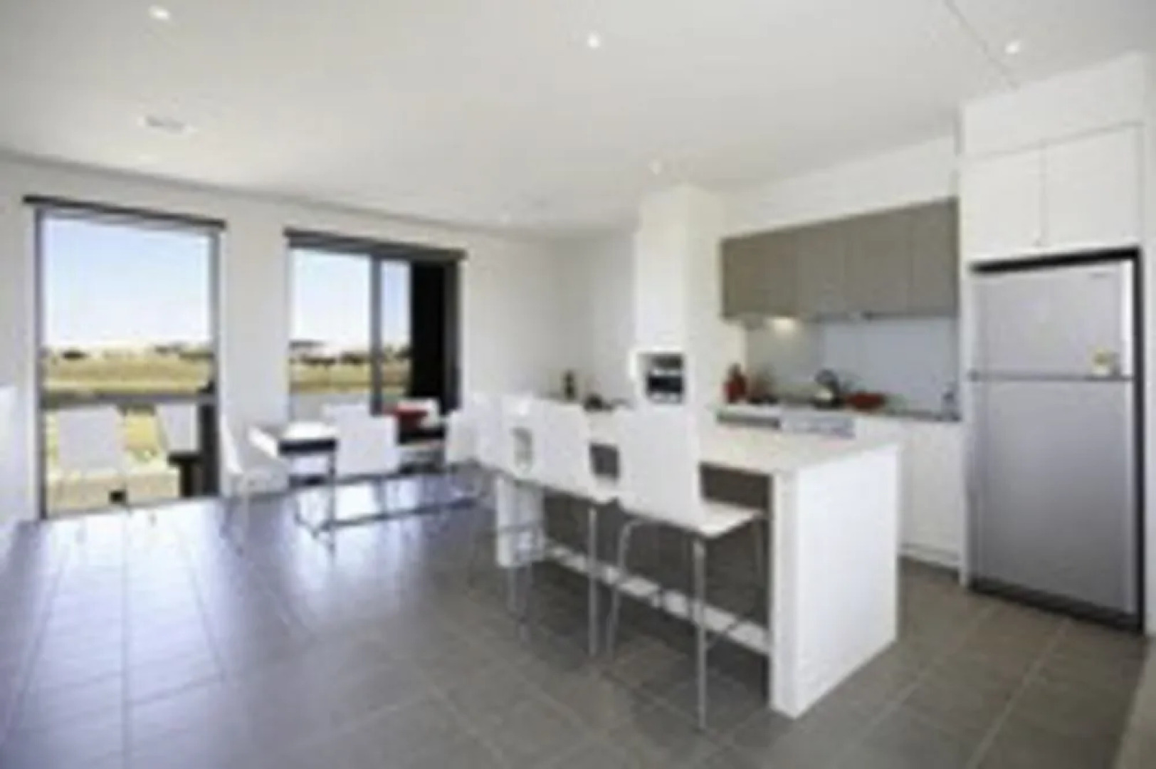 3 Bedroom Condo Near Pool