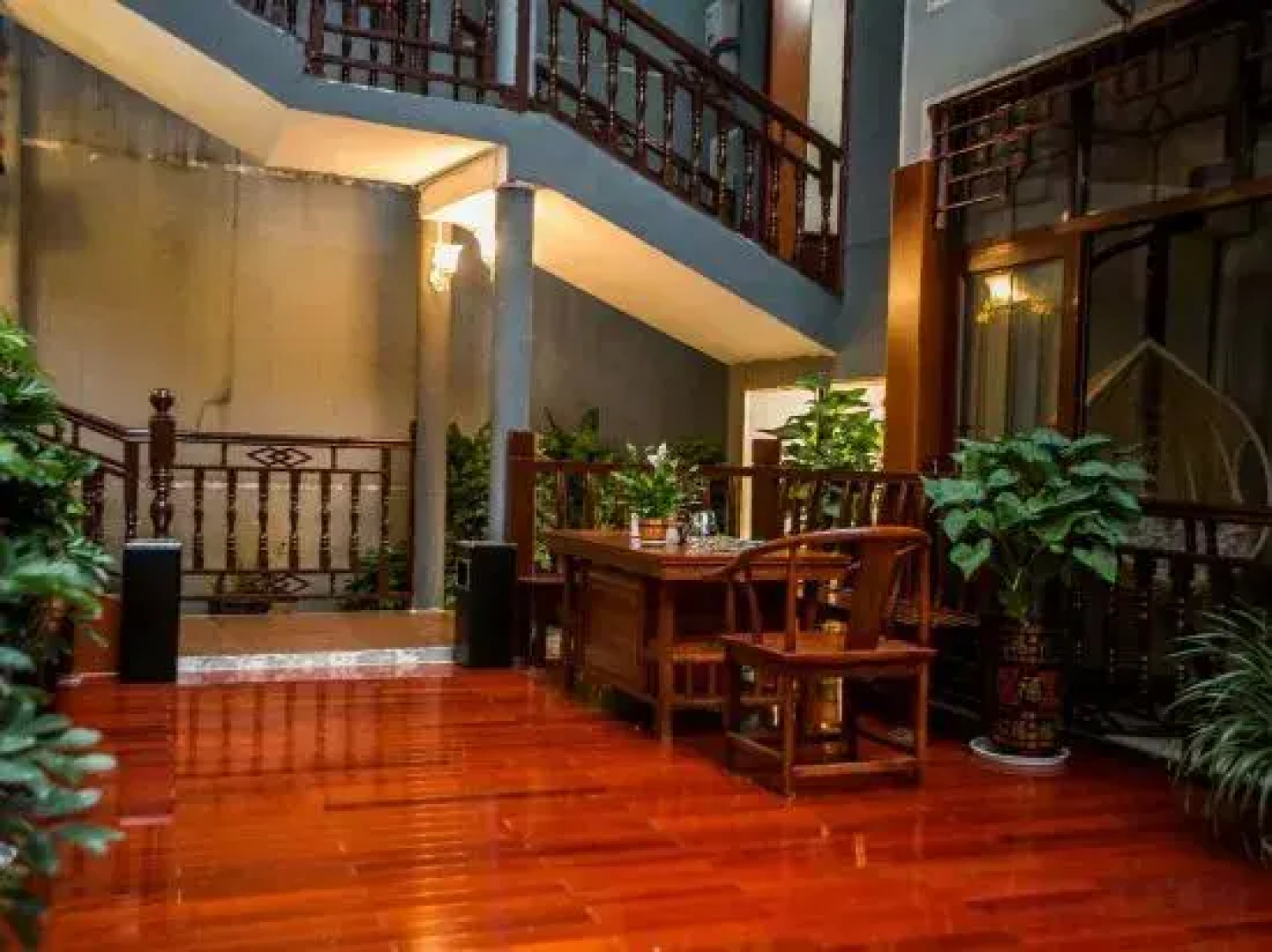 Gongyulou River View Homestay