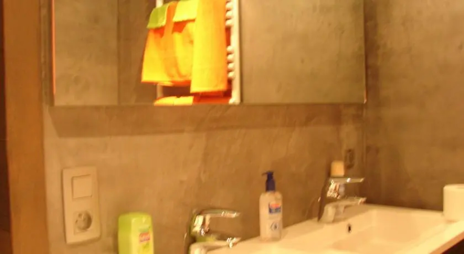 Suite & City Apartments