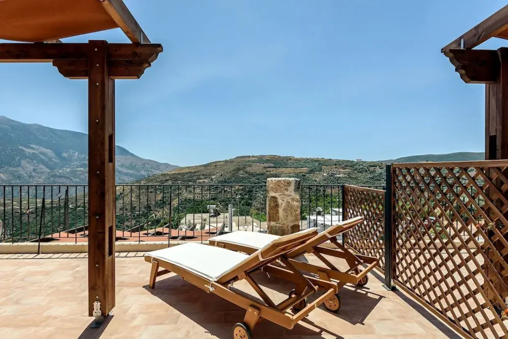 Minos Country Living Apartments