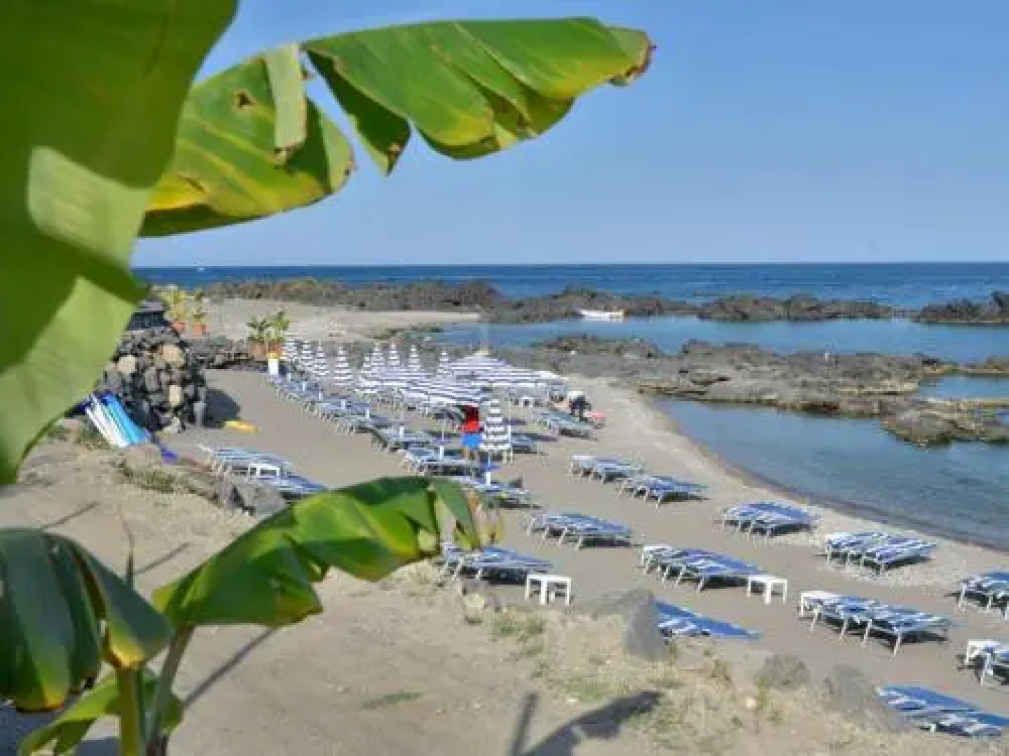 Gianni House Backpackers Hostel