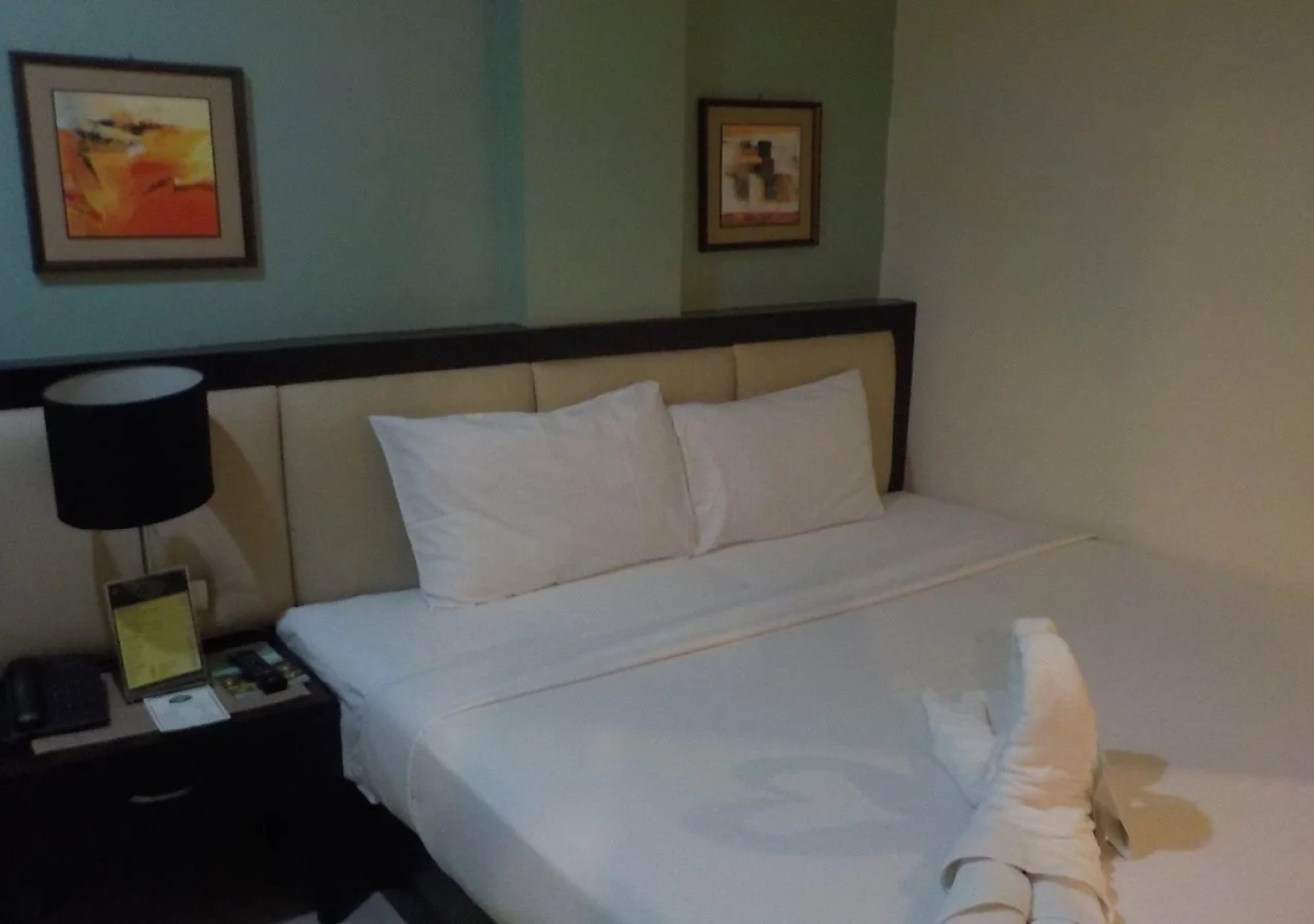 Urban Manor Hotel