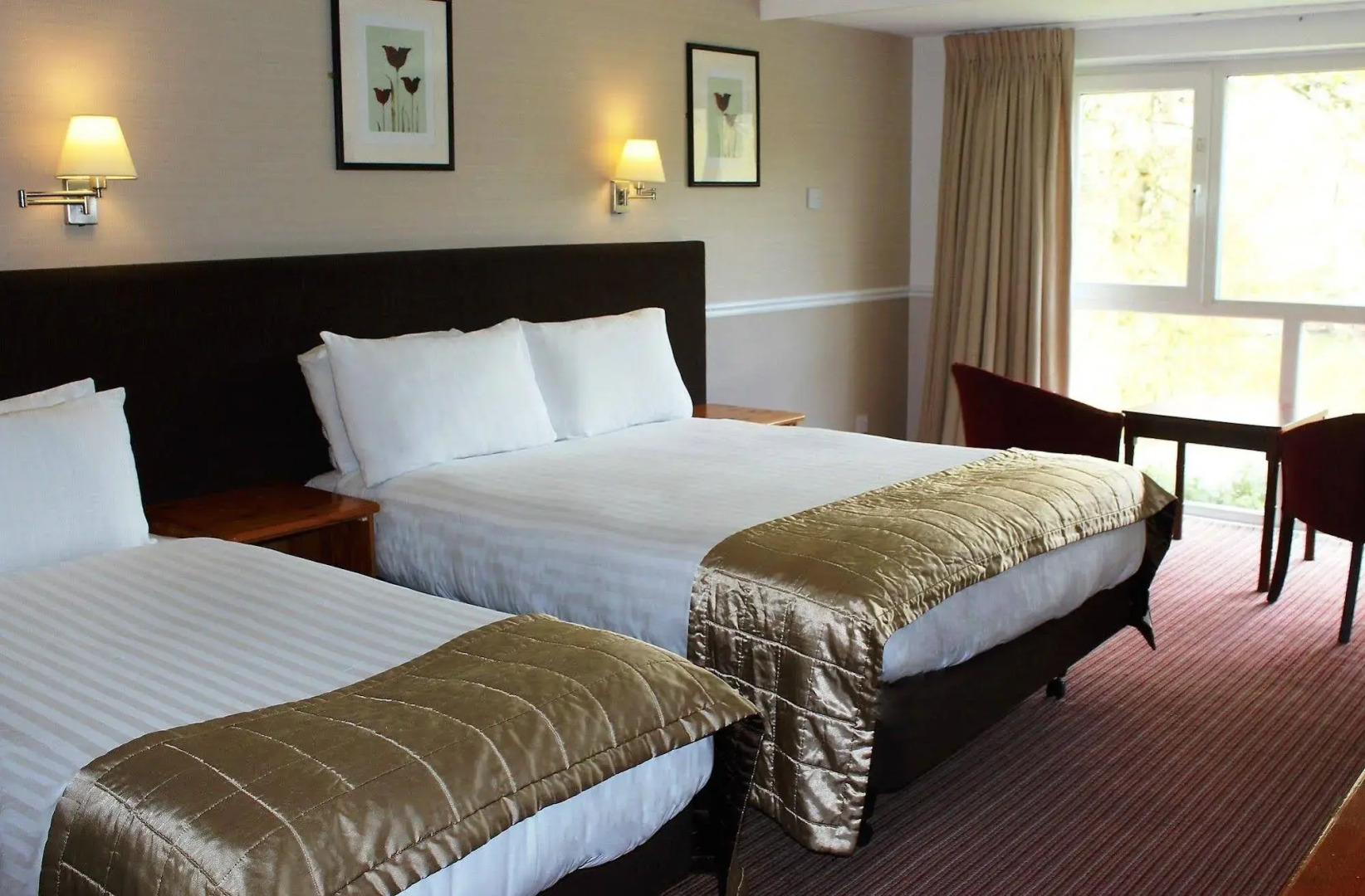 The Inn on the Lake Hotel