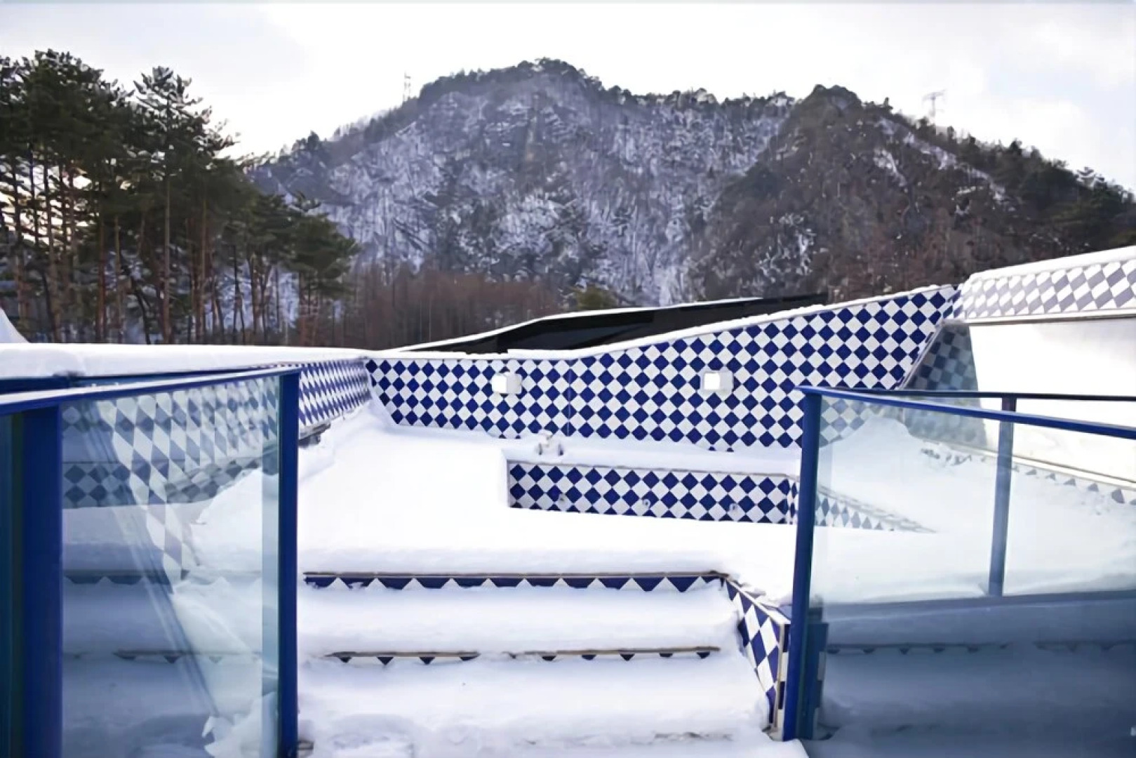 Jeongseon Rock Itsuda Pension