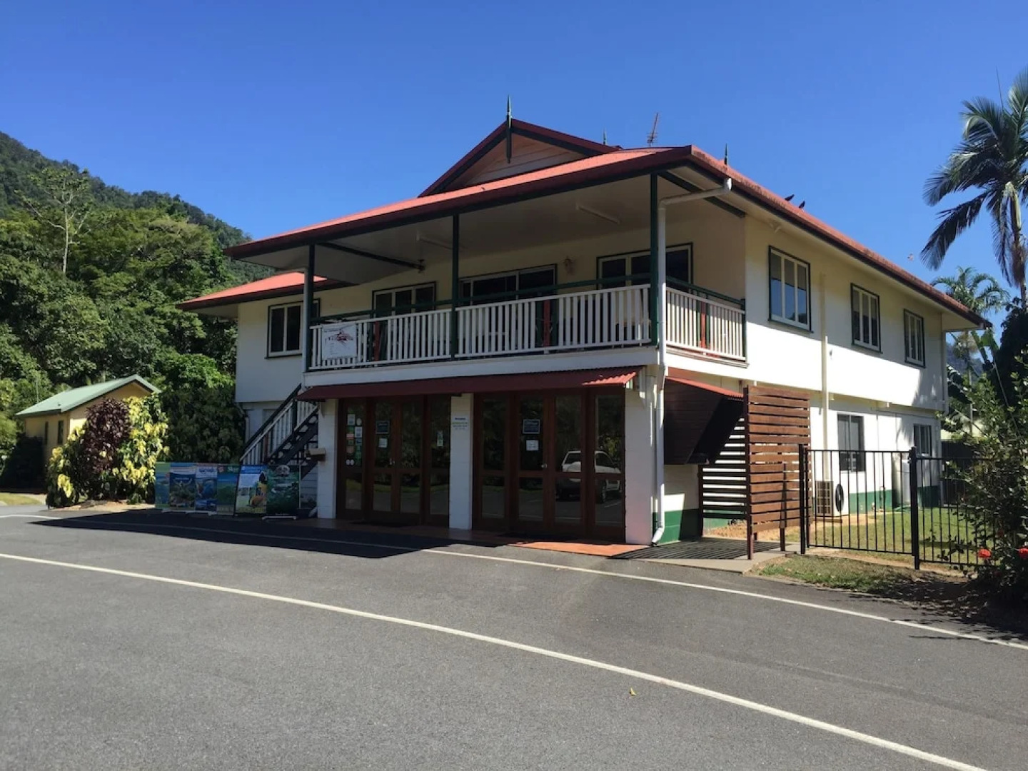 Cairns Crystal Cascades Holiday Park