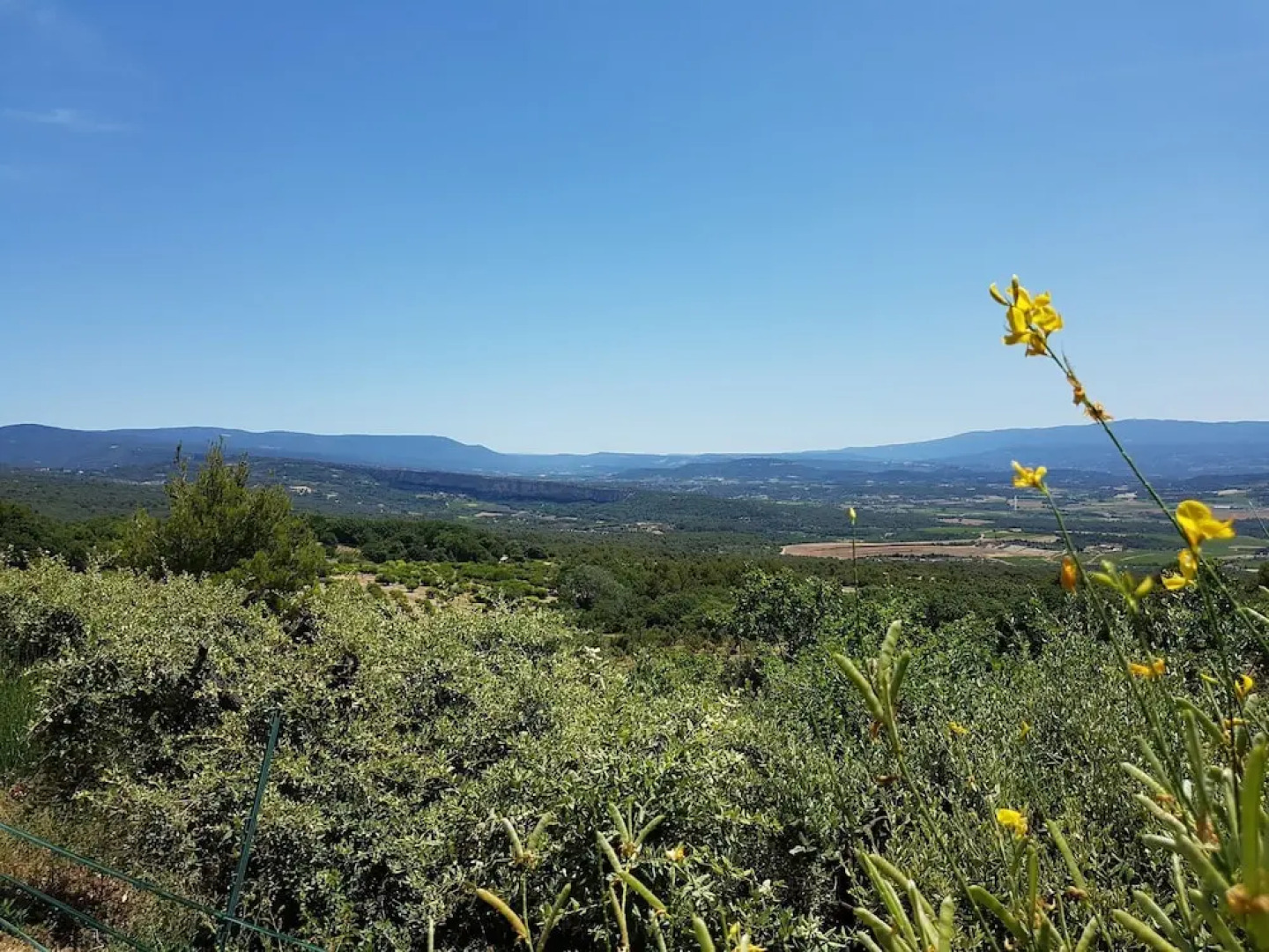 Captivating Home in Murs France With Private Swimming Pool