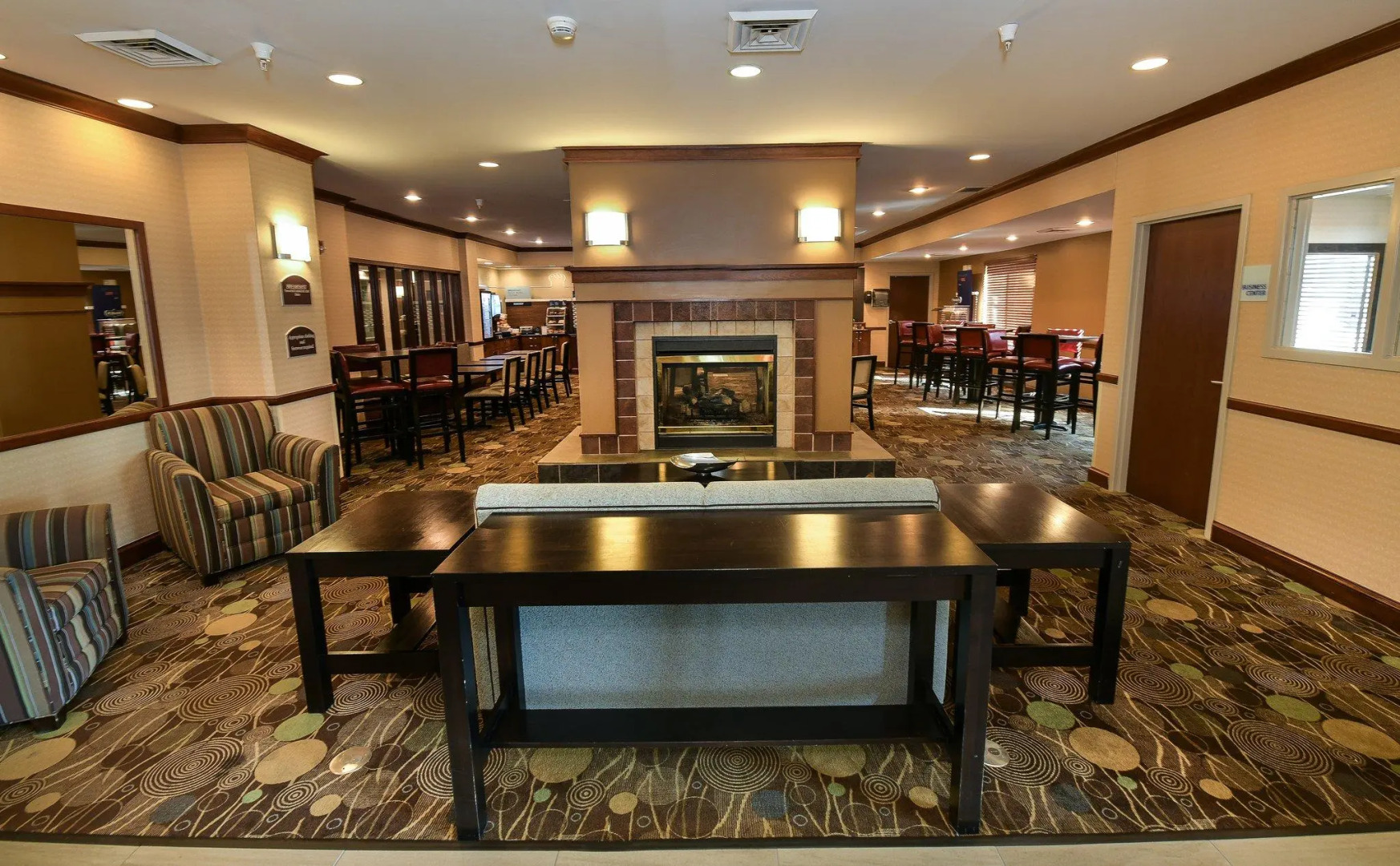 Holiday Inn Express Hotel & Suites Grand Forks by IHG