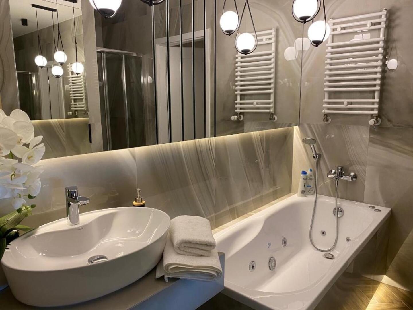 Family & Business Sauna Apartments No7 Leśny nad Zalewem z Tarasem i Garażem oraz możliwością wyżywienia