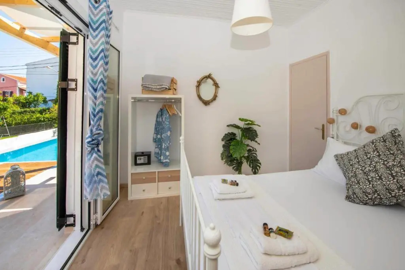 Acharavi Beach Villa