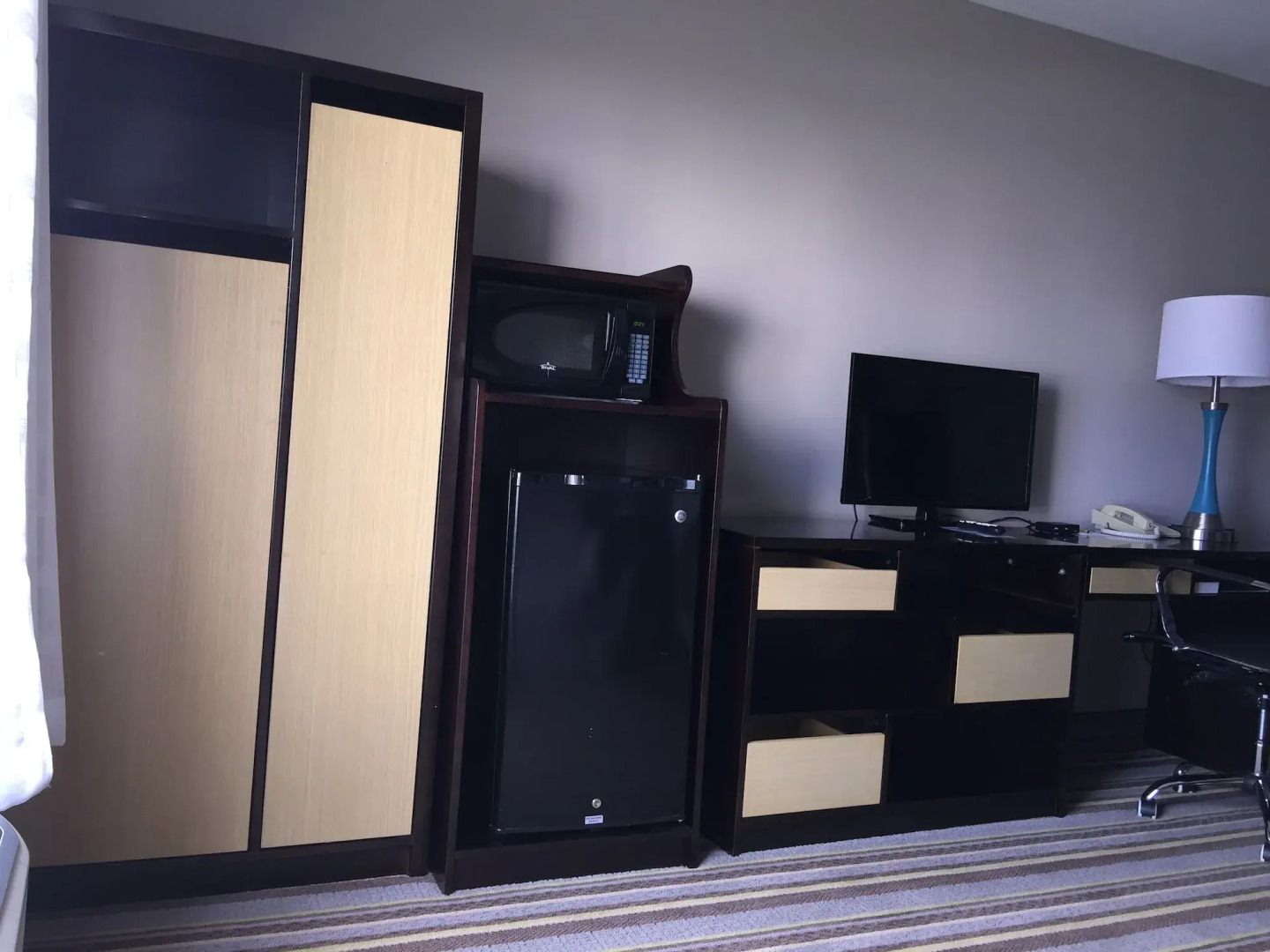 Delavan Inn and Suites