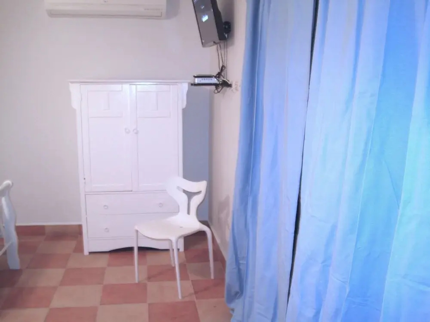 Contadora Island Inn B&B