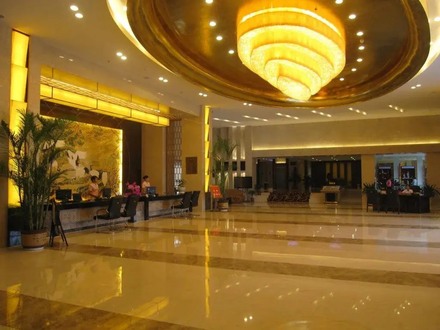 Jiuhuashan Yangshan Centre Hotel