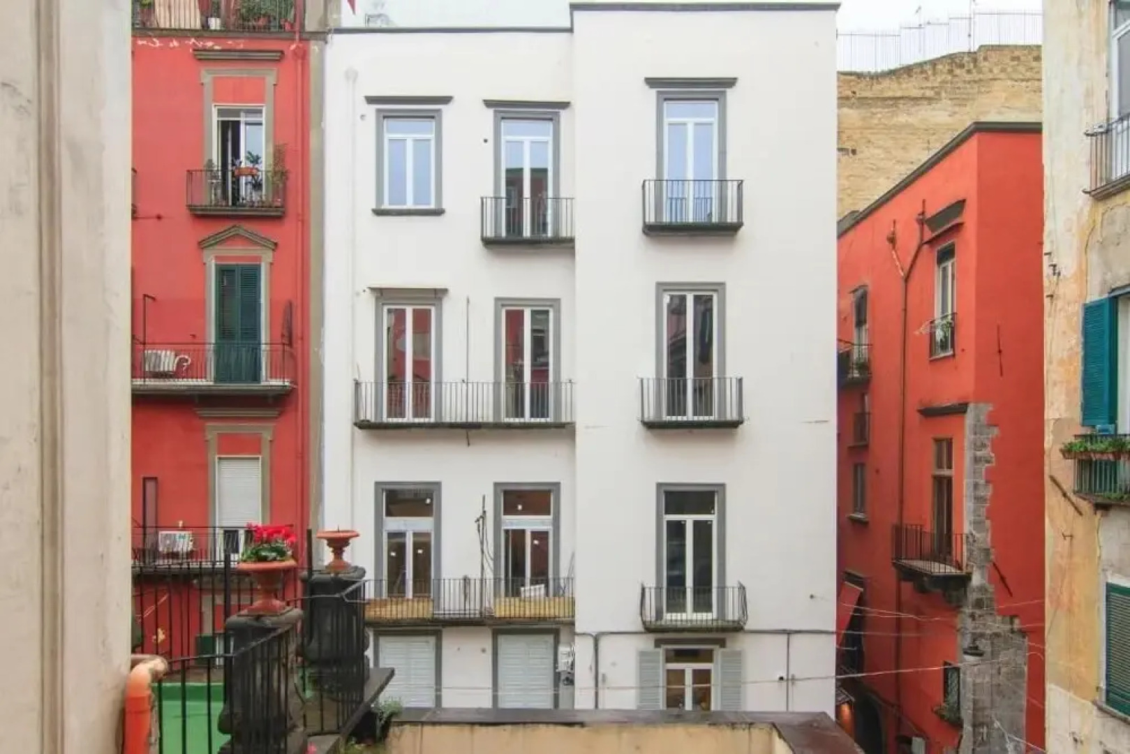 Spaccanapoli Bros. B&B