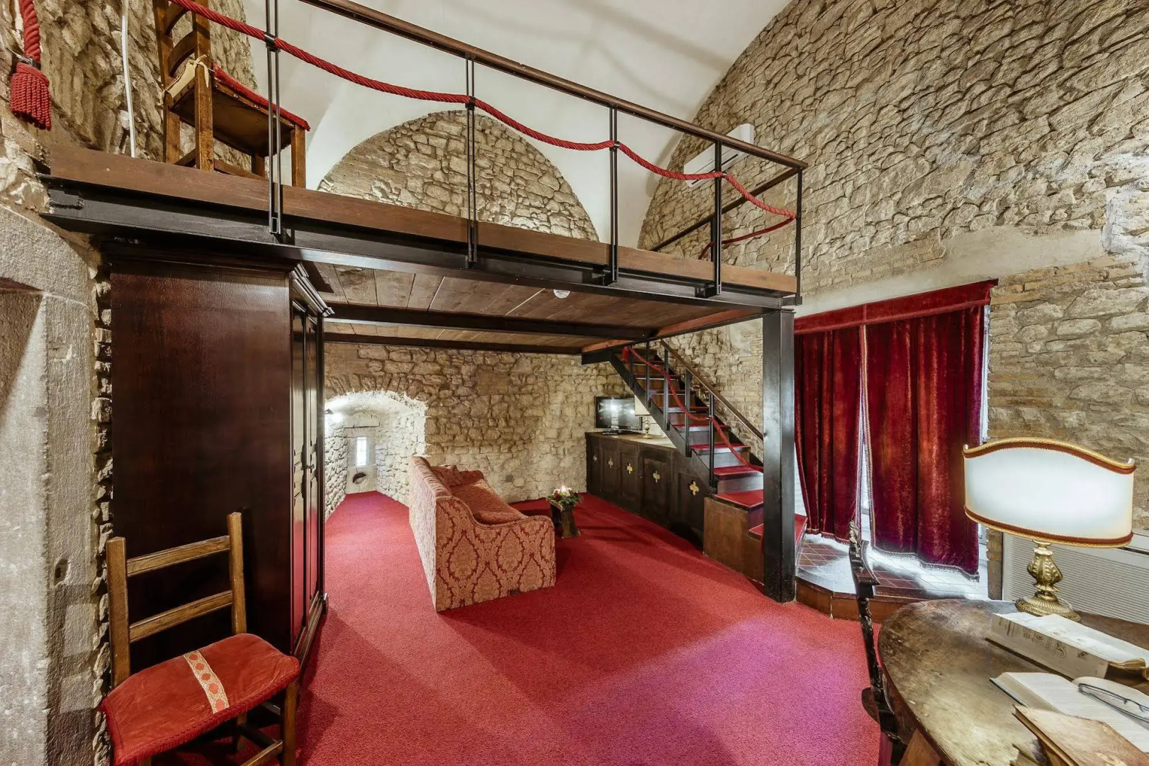 Castello Orsini Hotel