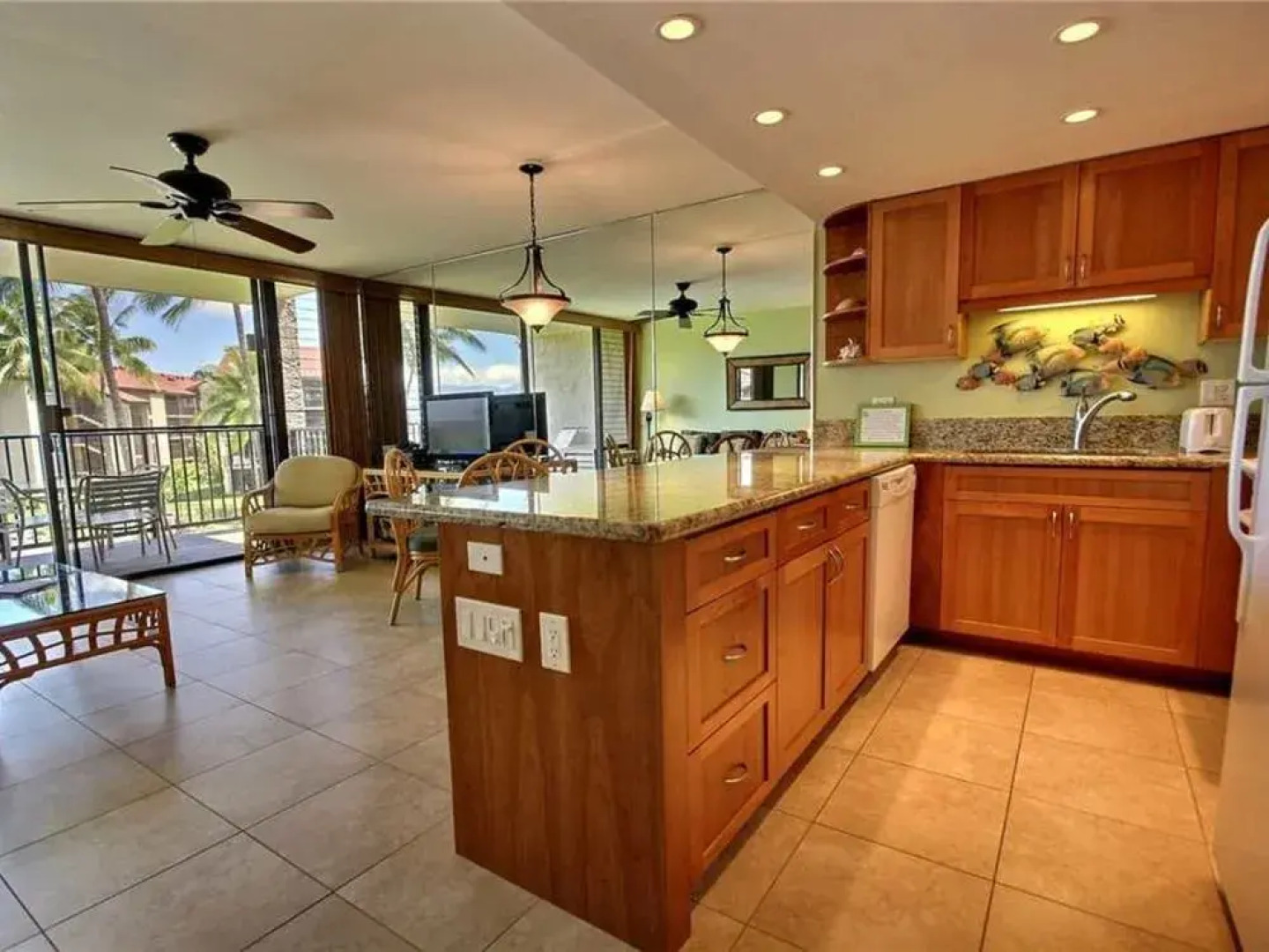 Pohailani 128 by RedAwning