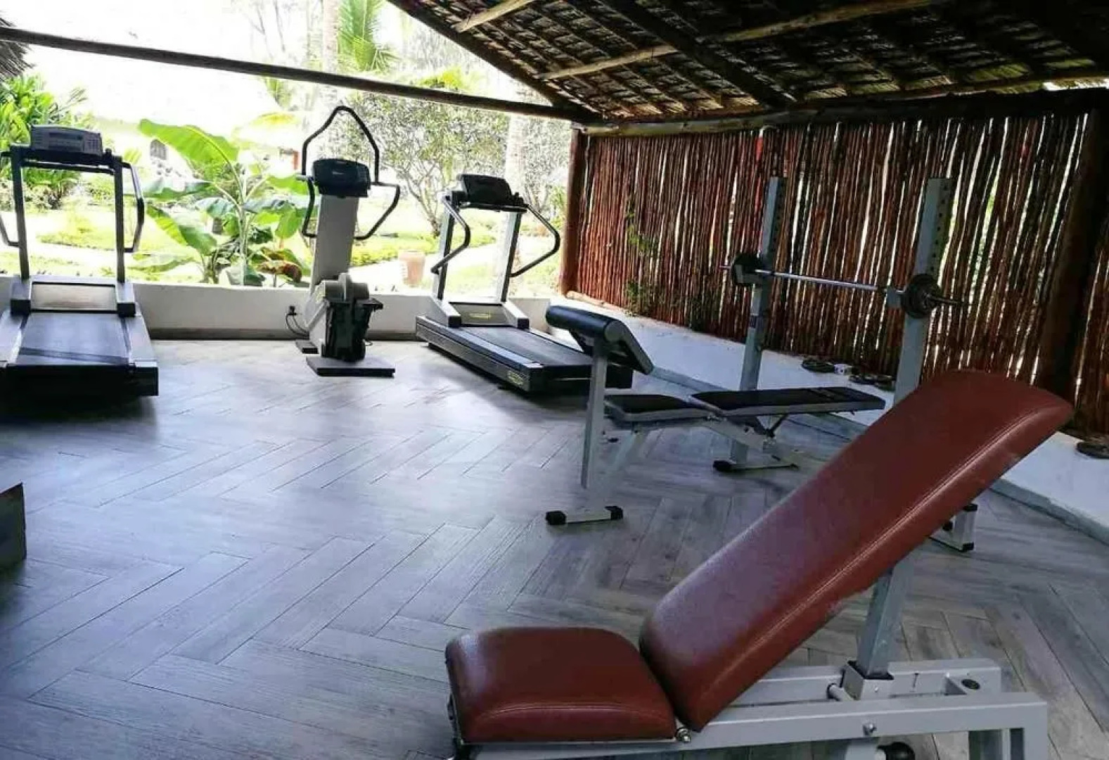 Coral Reef Beach Resort