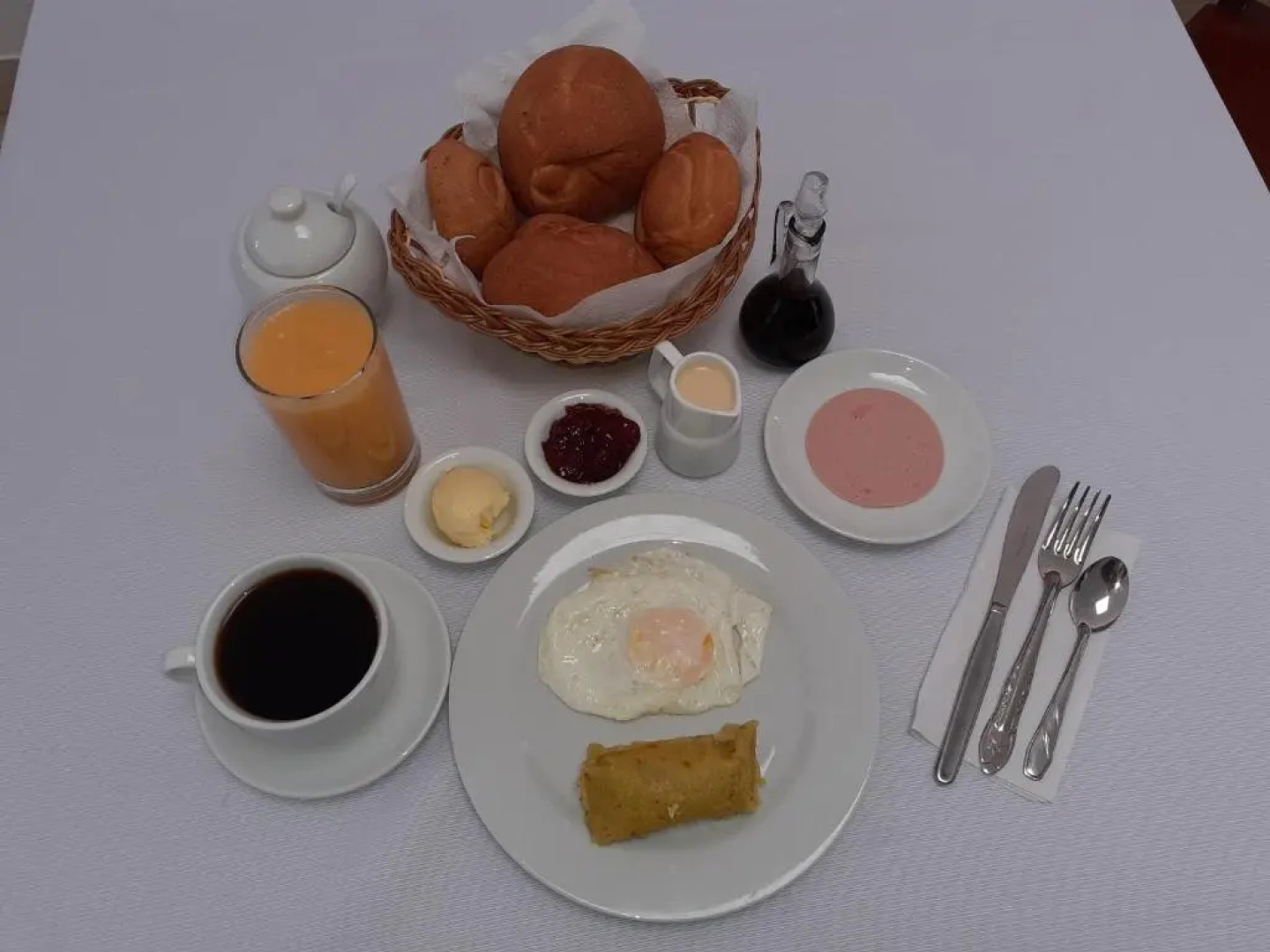 Explorer Deluxe Hotel