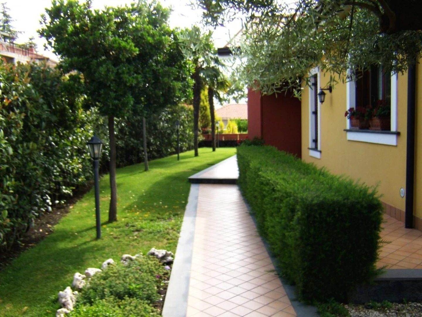 Papavero Rosso - Villa at the Foot of Mount Etna With Private Pool