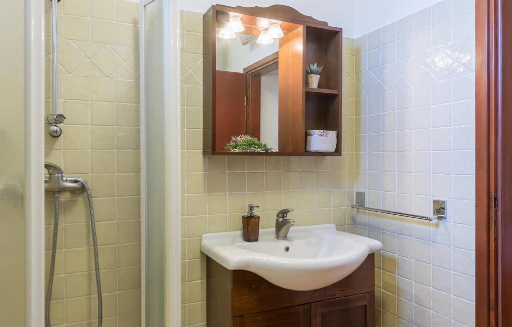 Stunning Home in Trget With Outdoor Swimming Pool, Wifi and 2 Bedrooms