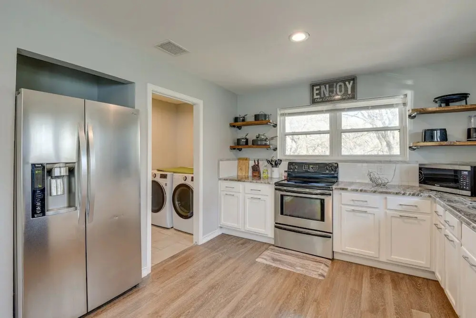 Modern Flower Mound Home < 2 Mi to River Walk