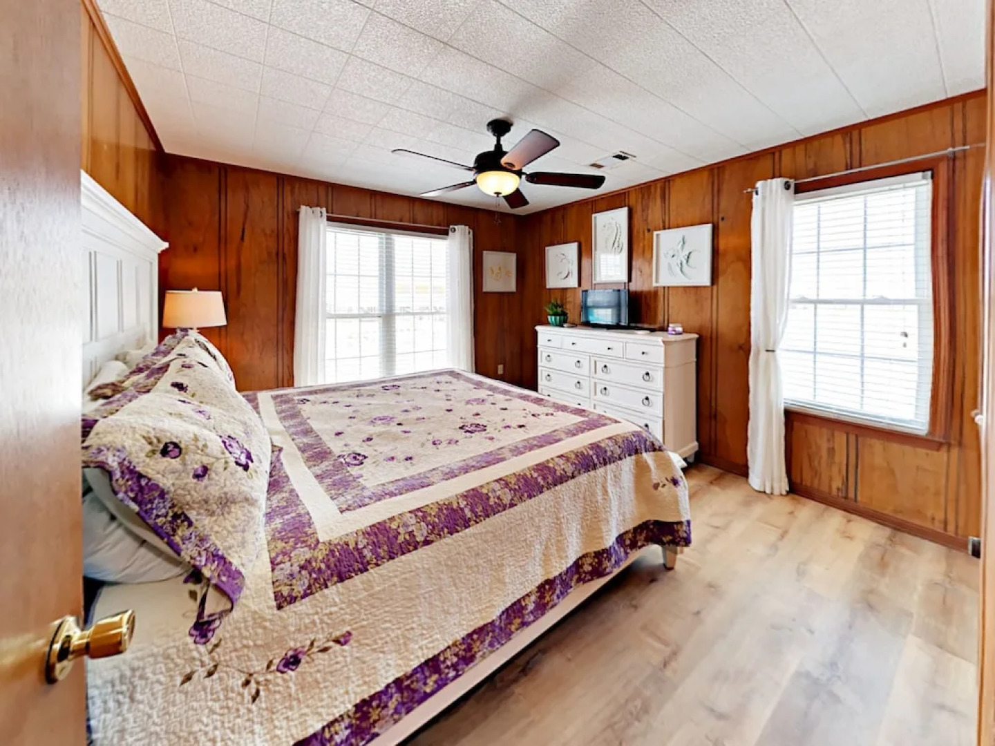 Between the Gulf and The Bay by RedAwning