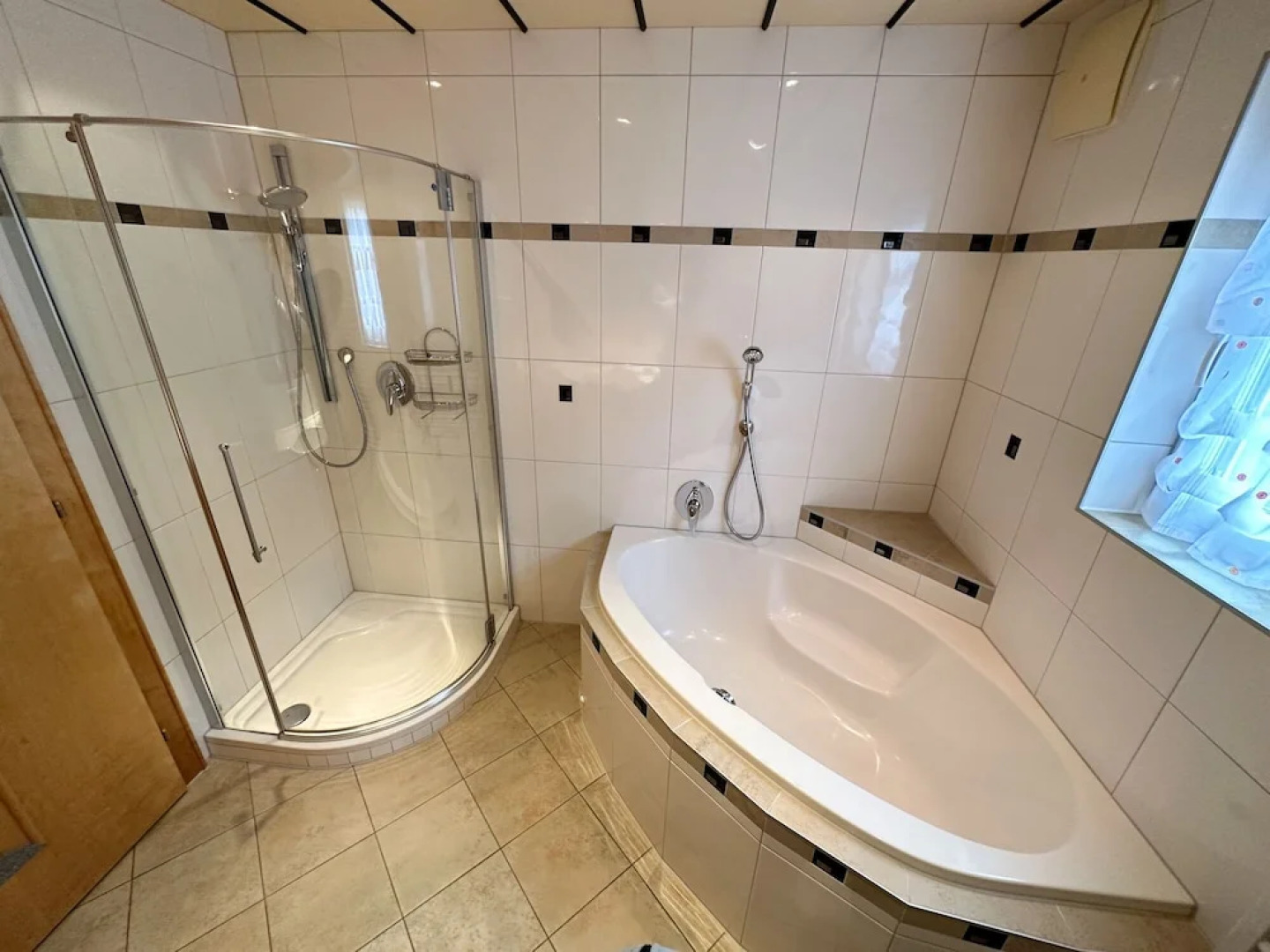 Appartementhaus Alpenjuwel