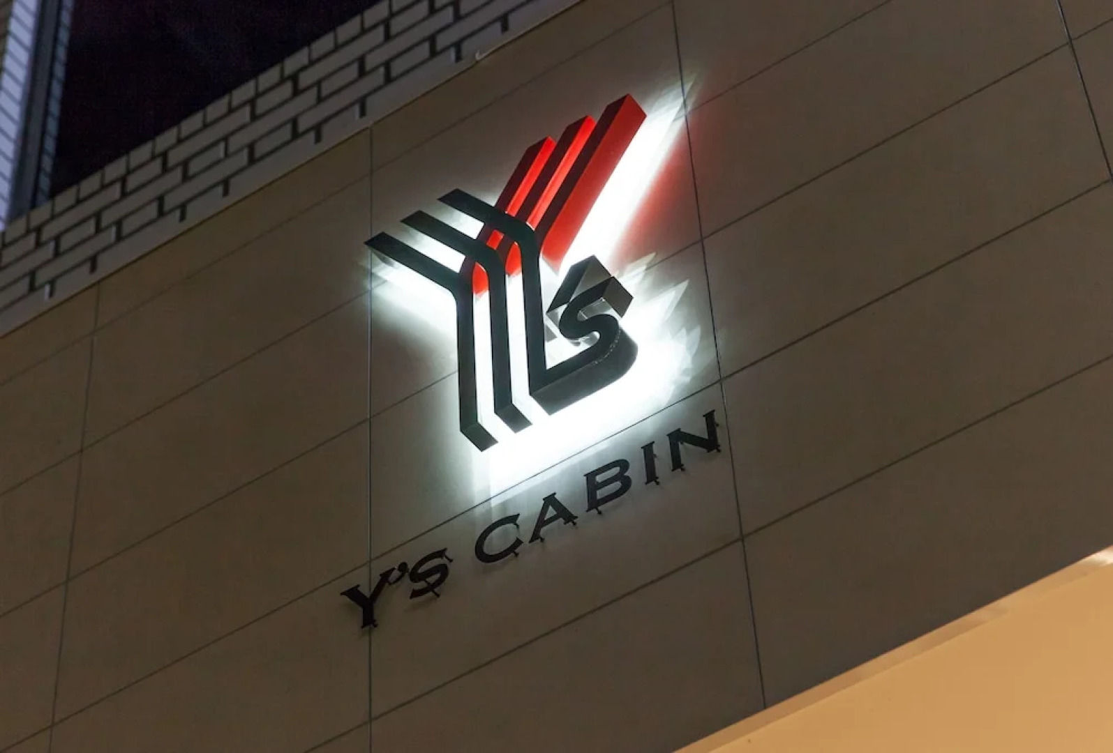 Y's Cabin Yokohama Kannai