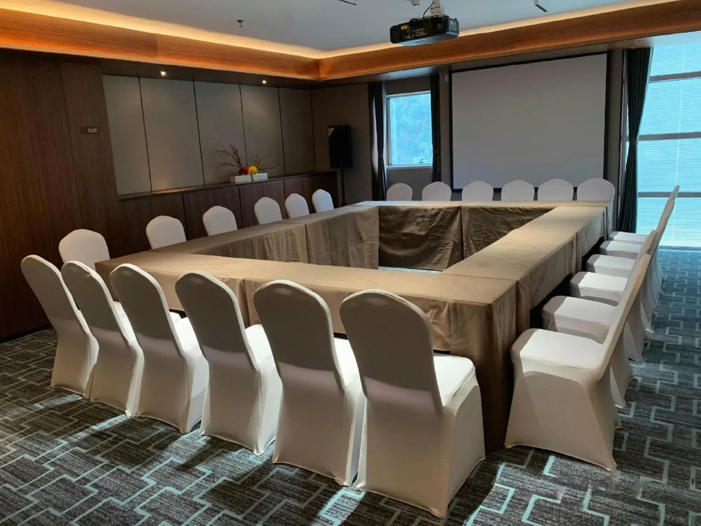 Tongchuan Hotel