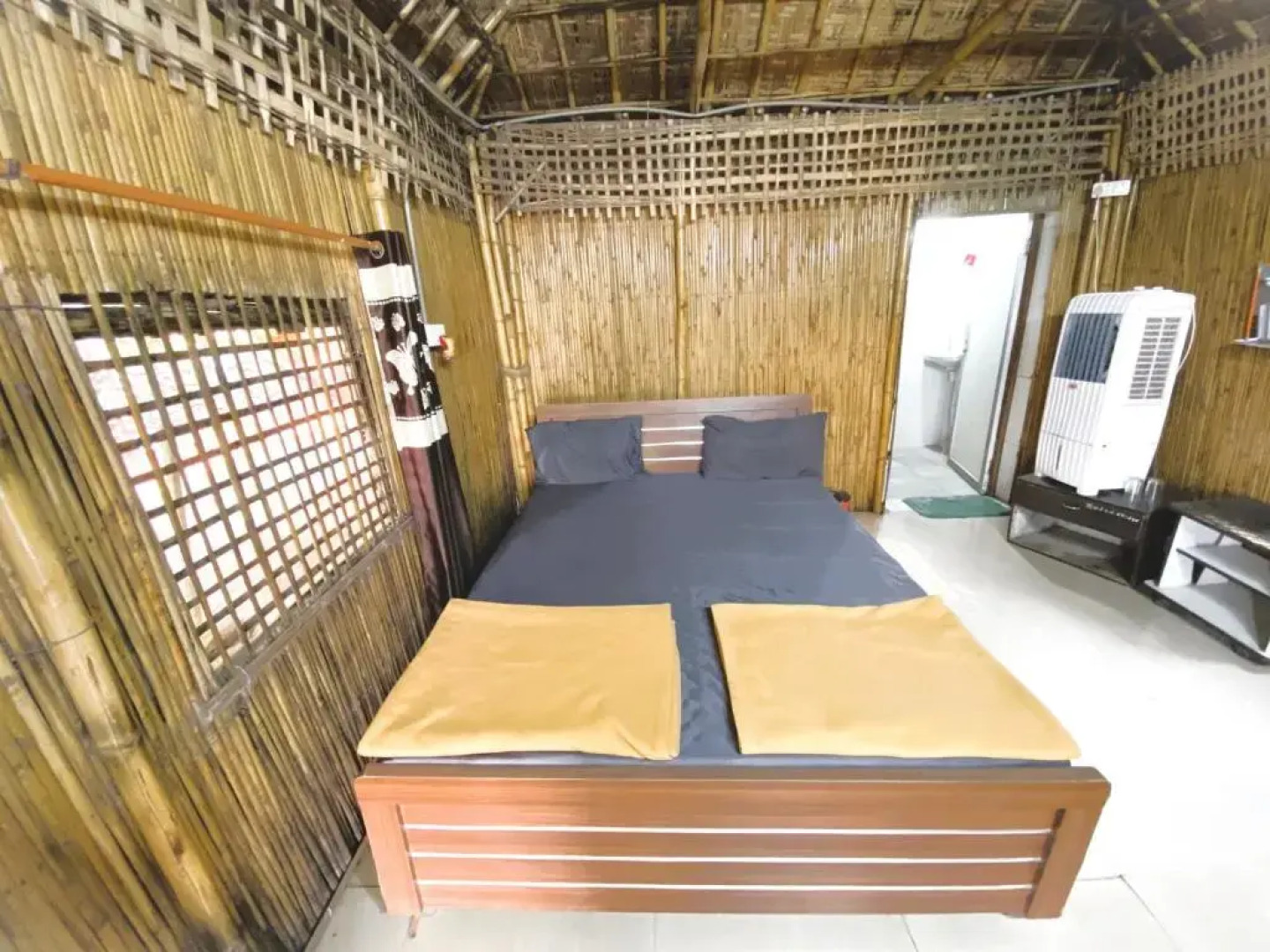 Wilderness Camp 200mtr from Devaliya Park