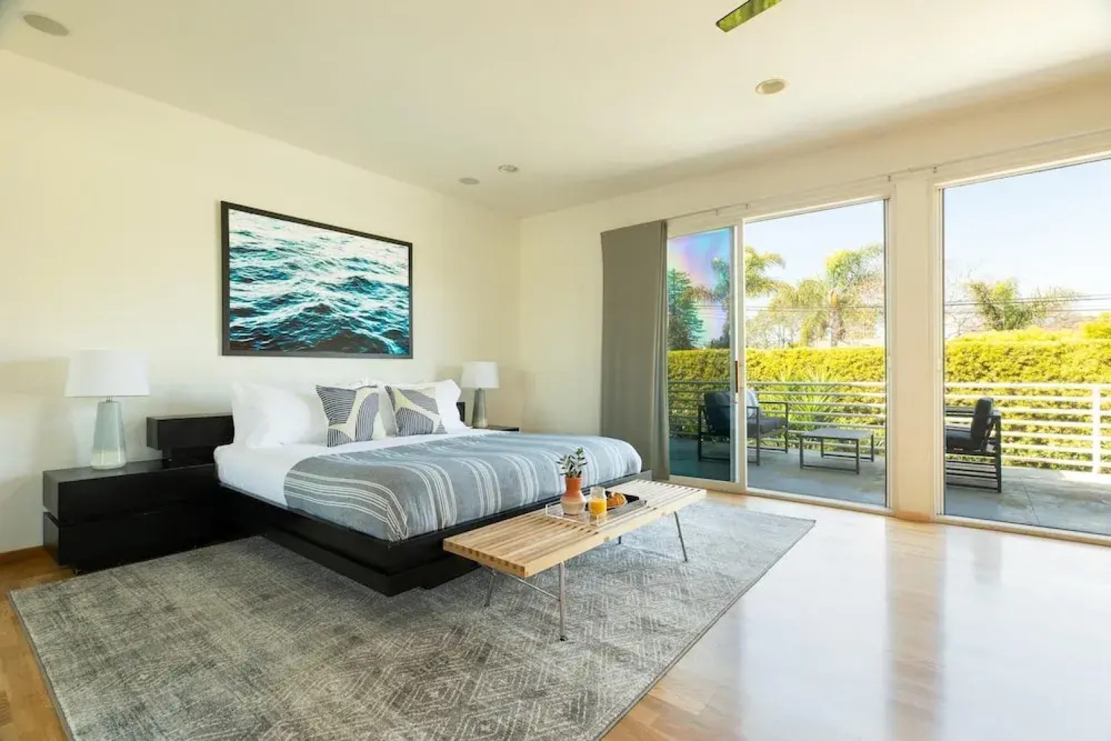 Beachcomber by AvantStay | 1 Block from Beach - Modern Estate w/ Ocean Views