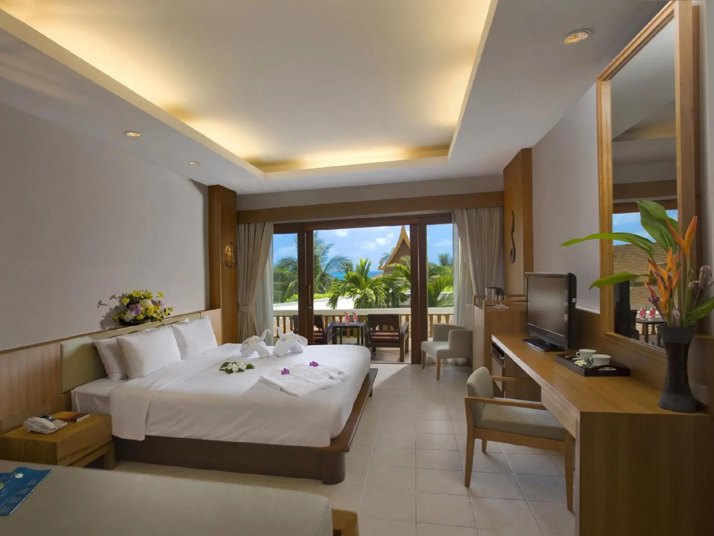 Thai House Beach Resort