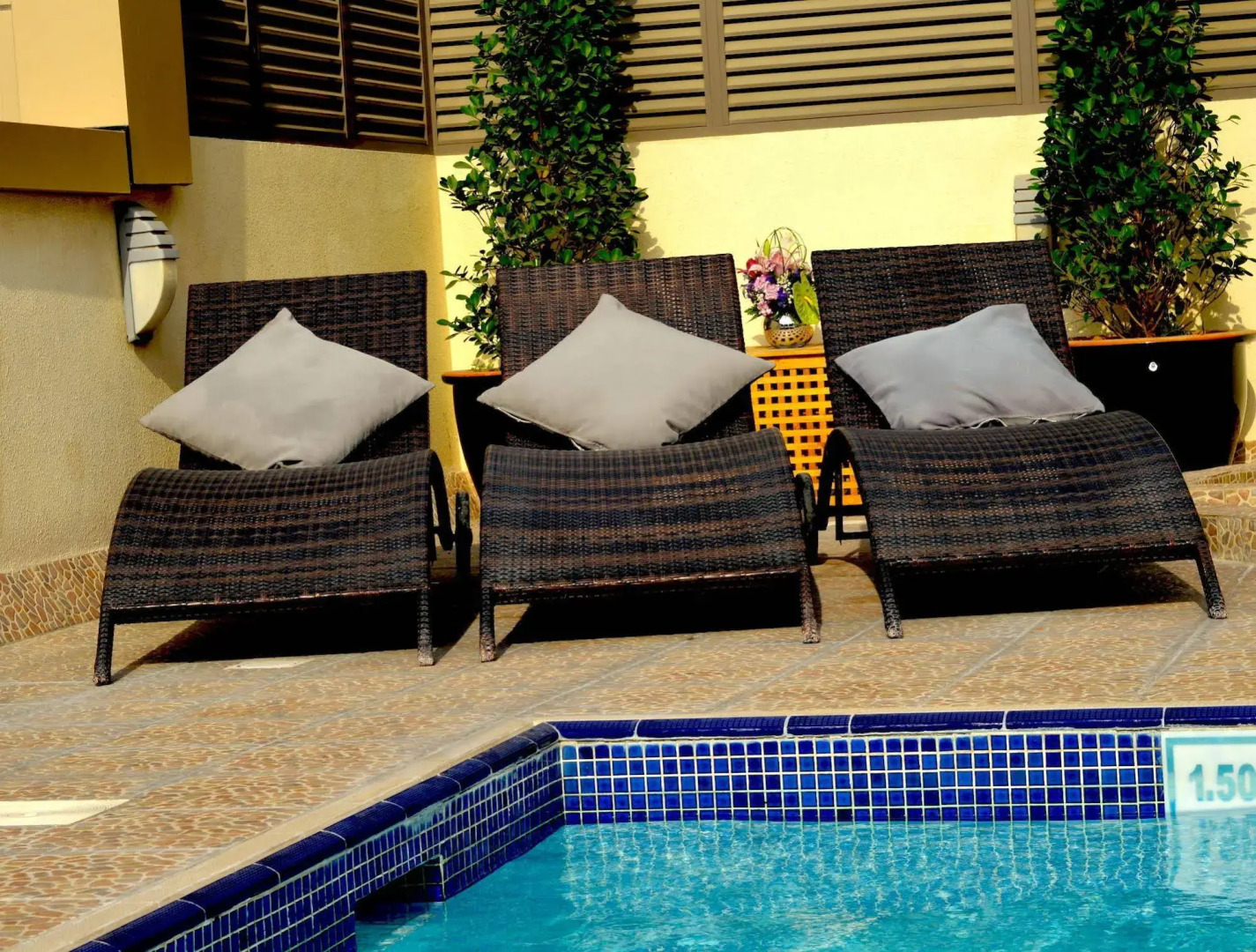 Home to Home Hotel Apartments