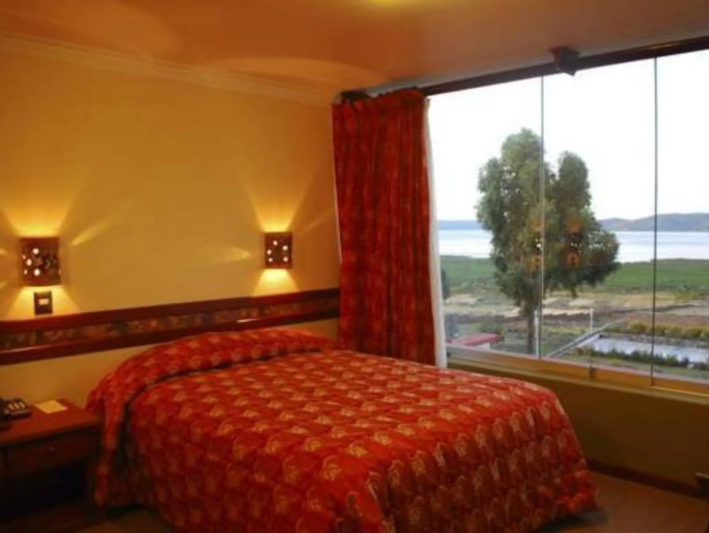 Taypikala Hotel Lago