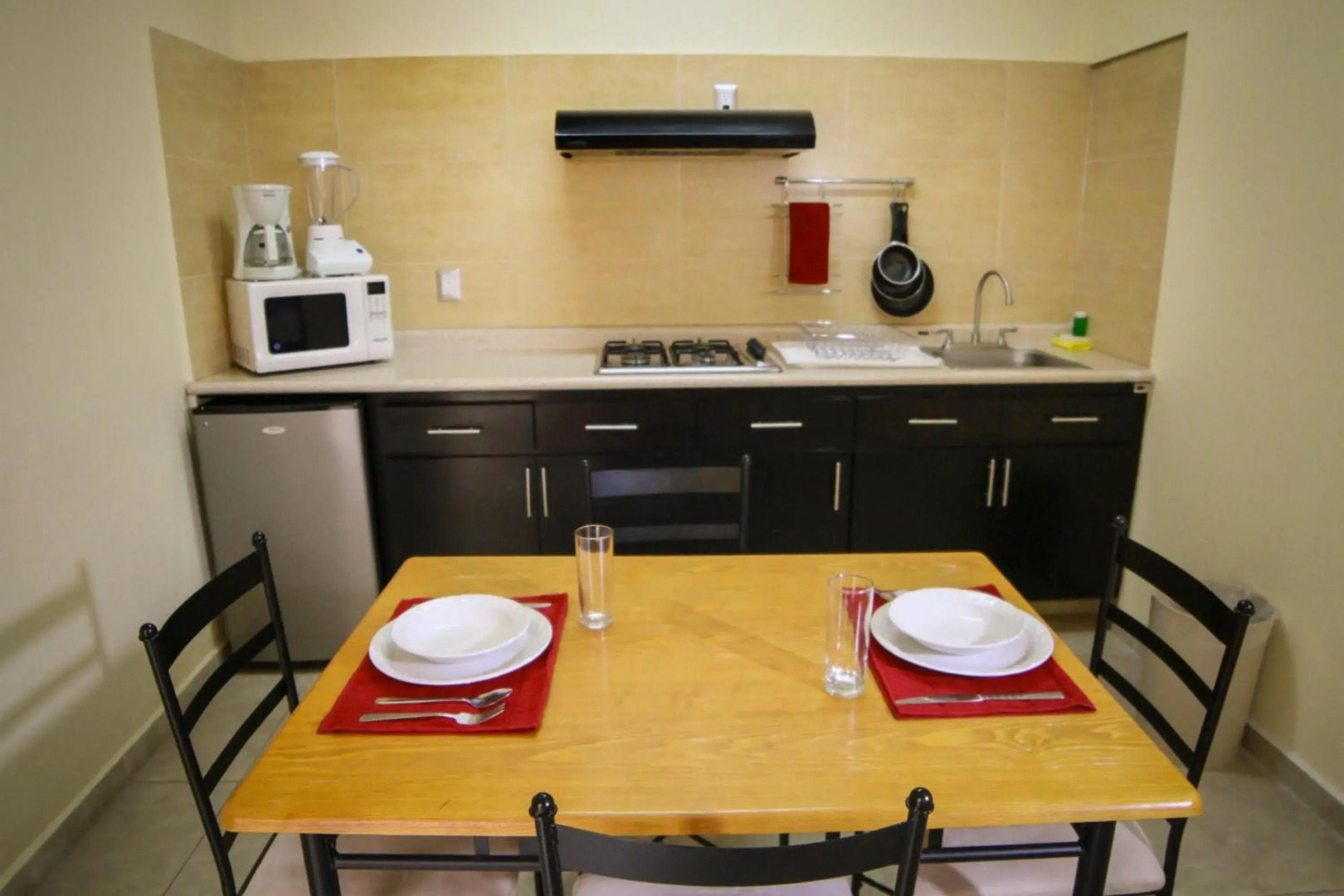 El Refugio de Don Carlos Hotel & Suites