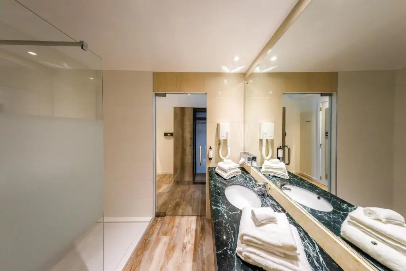 Best Western Zimmer Hotel