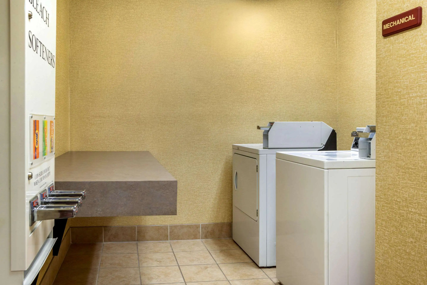 Sleep Inn & Suites Milwaukee Airport