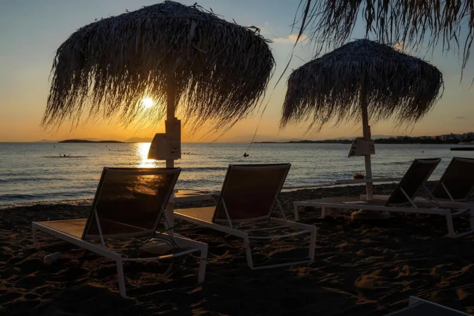 Amazing Seafront Apartment Athens Riviera